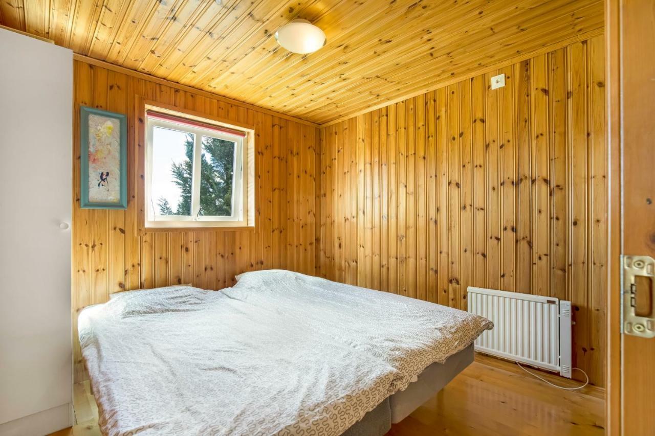 Holiday Lakefront House Villa Bjorkoby Kültér fotó